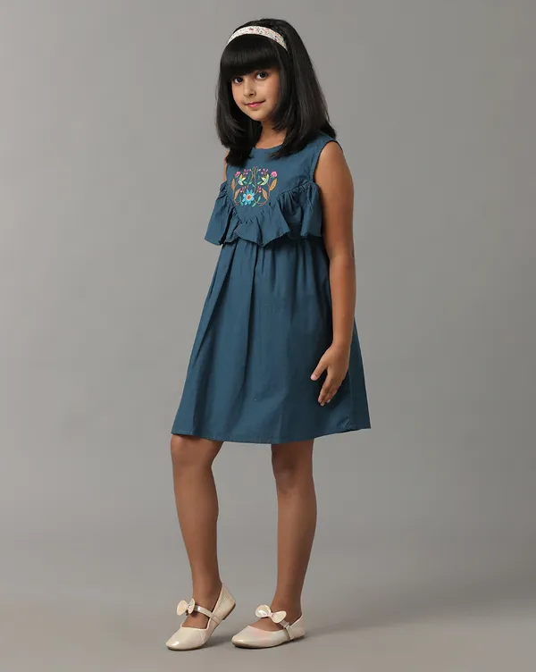 Sleeveless_Ruffle_Dress