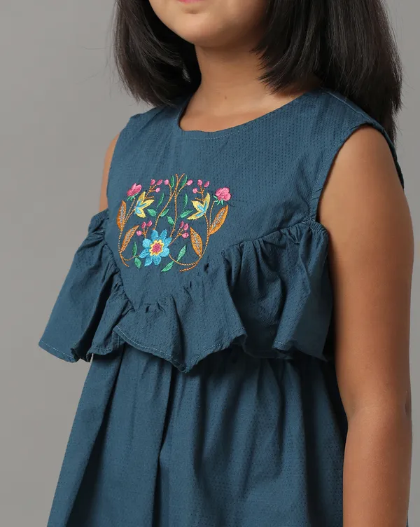 Blue_Cotton_Oxford_Chest_Print_Contrast_Neck_Band_Rollup_Sleeve_Shirt
