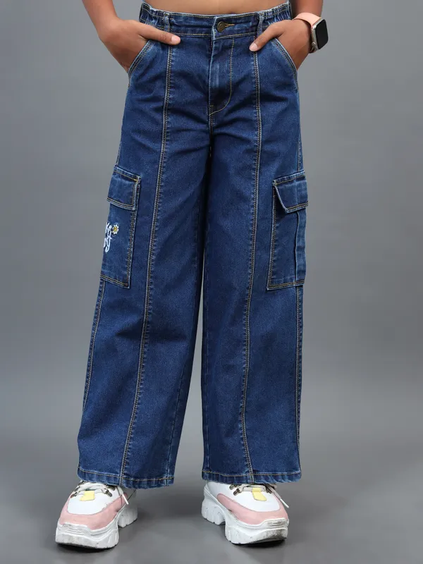 Cotton_Denim_Washed_Cargo_Pockets_Front_Cut_N_Sew_Elastic_Waistband_Baggy_Fit_Denim_Pants