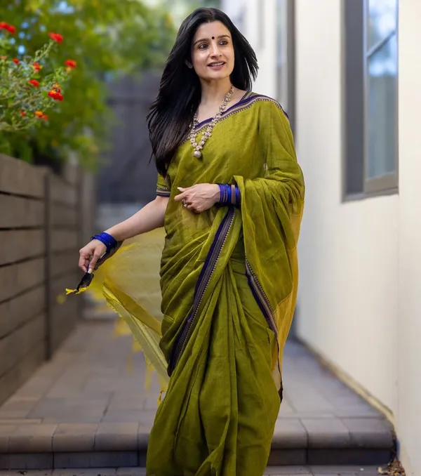 Akira_Narayanpeth_Cotton_Saree_|_With_Unstitched_Blouse_Piece_For_Women