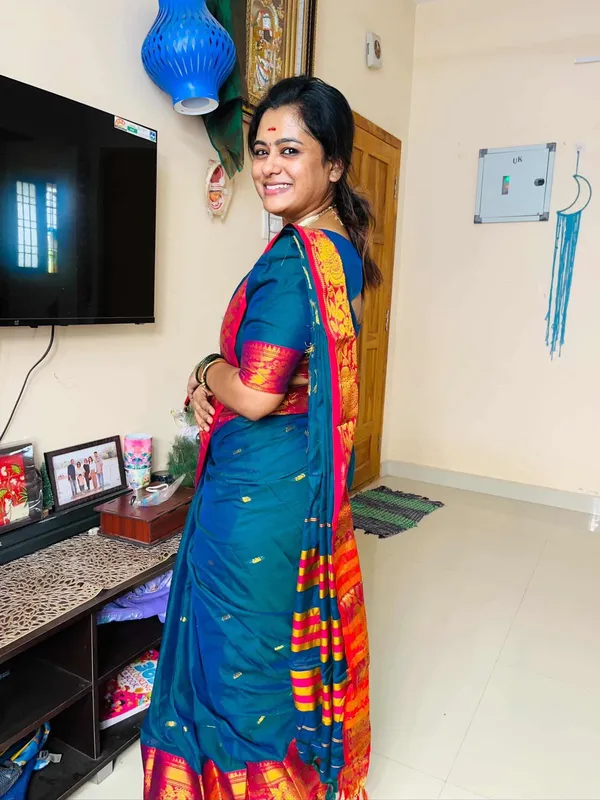 Peacock_Blue_Rupashri_Narayanpeth_cotton_Saree