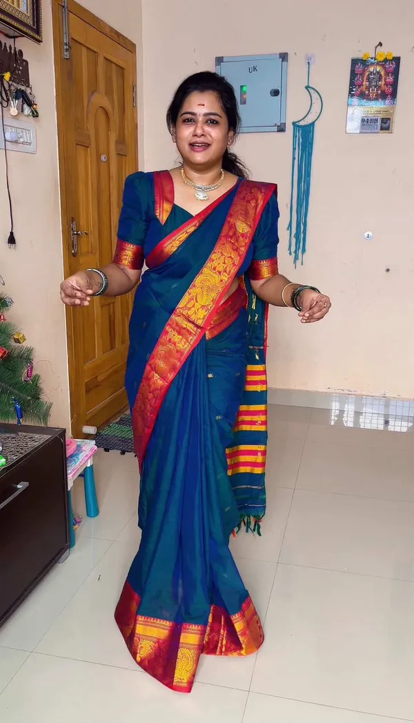 Peacock_Blue_Rupashri_Narayanpeth_cotton_Saree