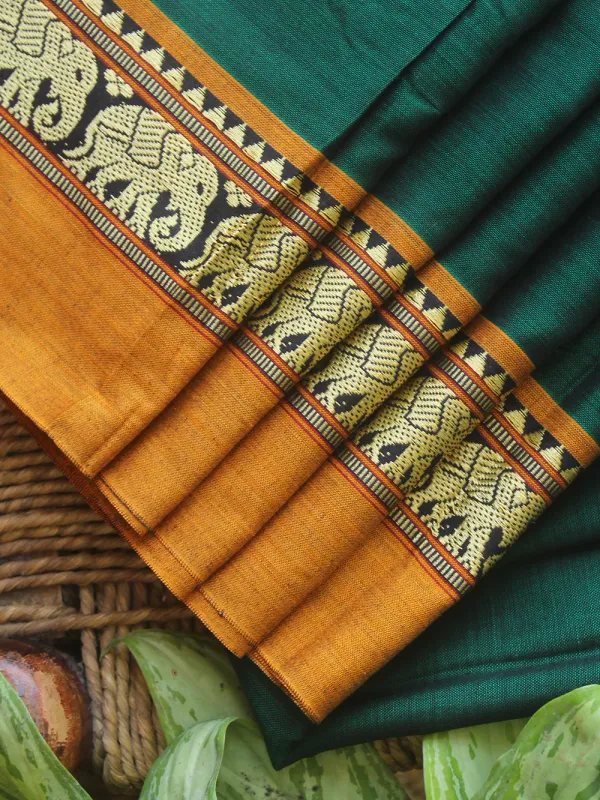 Green_Nidhi_Narayanpeth_Cotton_Saree_|_With_Unstitched_Blouse_Piece_For_Women