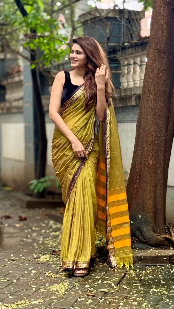 Adhira_Mustard_yellow_Narayanpeth_Cotton_Saree_|_With_Unstitched_Blouse_Piece_For_Women
