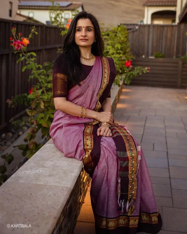 Nidhi_Narayanpeth_Elephant_Border_Cotton_Saree_|_With_Unstitched_Blouse_Piece_For_Women