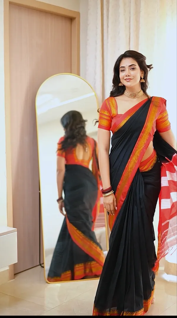 Black_Plain_Tana_ilkal_Saree_|_with_unstitched_blouse_for_women_