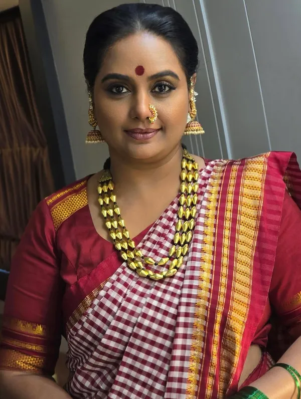 Chacolate_Tana_checks_Ilkal_Saree