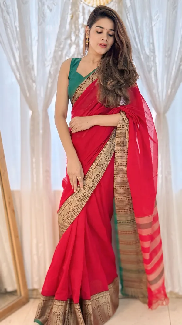 Red_Khushi_Narayanpeth_Cotton_Saree_|_With_Unstitched_Blouse_Piece_For_Women