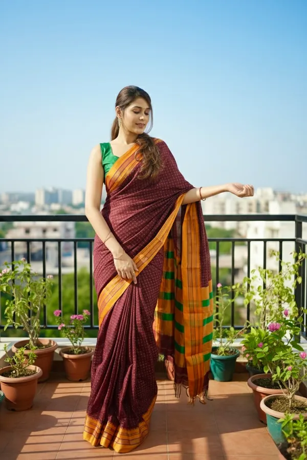Red_Chacolate_Star_Plus_Narayanpeth_Cotton_Saree_|_With_Unstitched_Blouse_Piece_For_Women