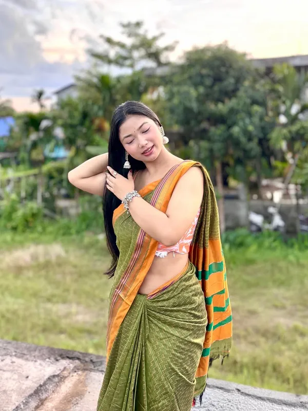 Mehandi_Zigzag_Narayanpeth_Cotton_Saree_|_With_Unstitched_Blouse_Piece_For_Women