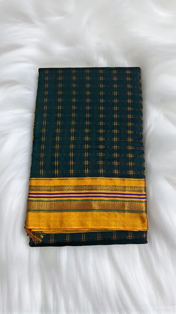 Moss_green__Double__Hash_Narayanpeth_Cotton_Saree_|_With_Unstitched_Blouse_Piece_For_Women