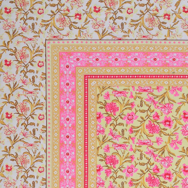Elegance_90*108_Inch_Premium_Quality_King_Size_Bedsheet_with_2_Pillow_Covers_(17*27_Inch)