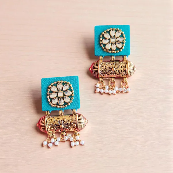 Handmade_Ocean_Blue_Colour_Flower_Design_Kundan_Earrings