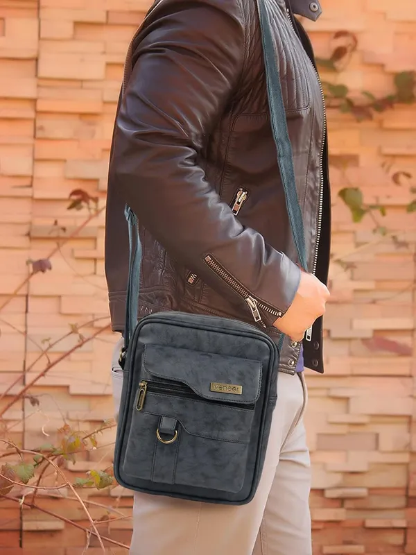 Gre_Synthetic_Vegan_Leather_Classic_Shoulder_Office_College_Daytrip_Crossbody_Water_Repellent_Sling_Bag_For_Men