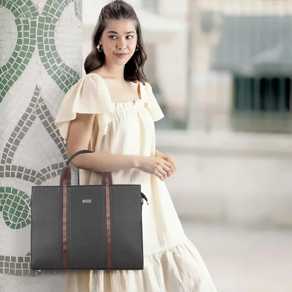 Black_Vegan_Leather_Classy_Mac_Book|_13_Inch_Laptop_Unique_Design_Crossbody_Tote_Bag_For_Women