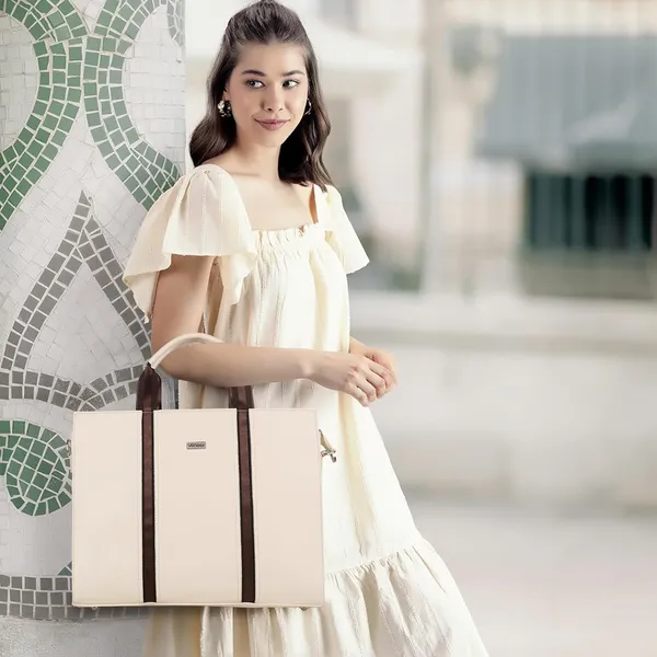 Cream_Vegan_Leather_Classy_Mac_Book|_13_Inch_Laptop_Unique_Design_Crossbody_Tote_Bag_For_Women
