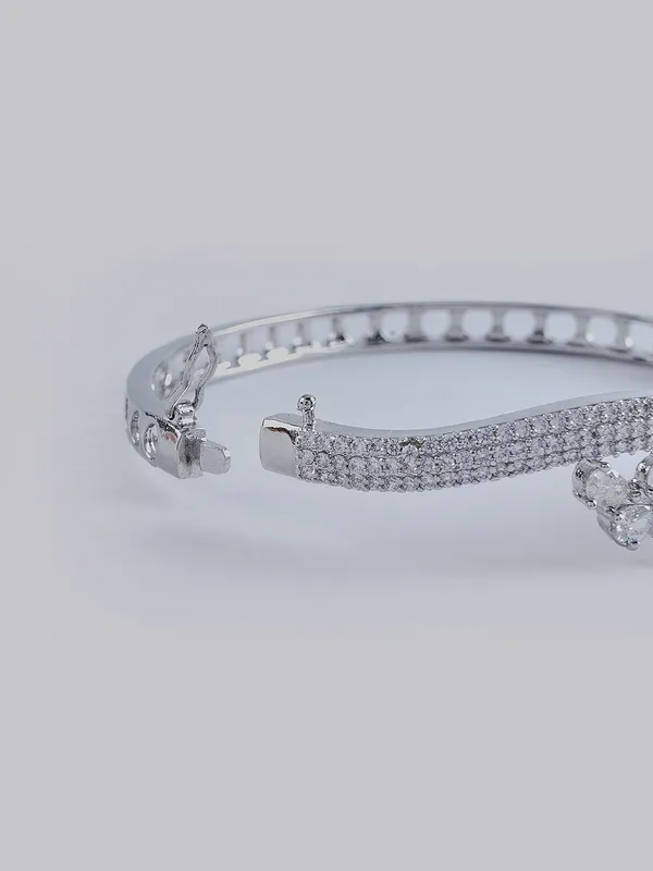 White_Brass_Silver_Plated_Handcrafted_Water_Resistance_CZ_Stone__Bracelet_For_Women