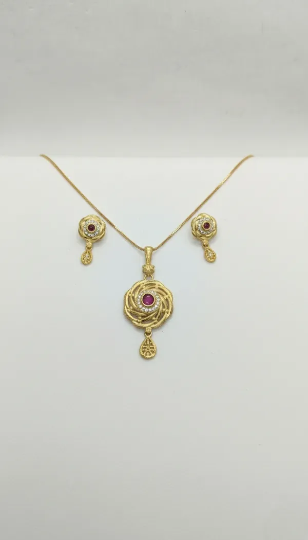 KAYRAH_Women_Red_Brass_Material_Crafted_Onyx_Stone_Studed_Necklace_with_Earrings_|_Modern,_Esthetic_Jewellery_for_Women_and_Girls|_Gifting_Accessories