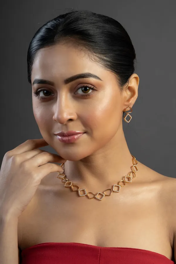 KAYRAH_Women_White_Brass_Material_Crafted_Zircon_Stone_Studed_Necklace_with_Earrings_|_Modern,_Esthetic_Jewellery_for_Women_and_Girls|_Gifting_Accessories