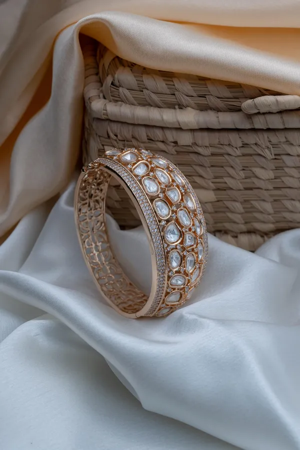 KAYRAH_White_Brass_Material_Gold_Plated_Kundan_Stone_Studed-Bracelet_for_Women_|_Modern_Look_for_every_Girl,_Women_|_Gifting_Accessories