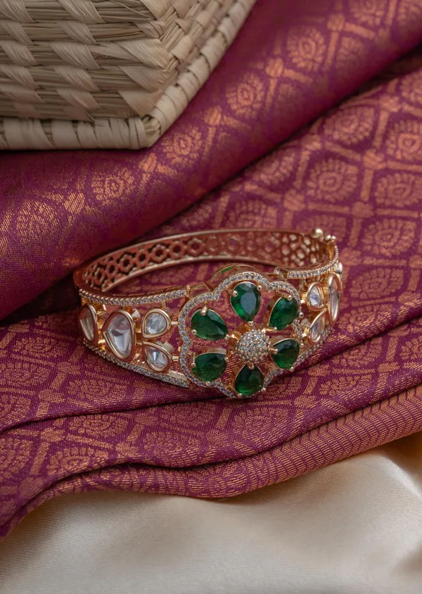 KAYRAH_Brass_Green_Material_Gold_Plated_Kundan_Stone_Studed-Bracelet_for_Women_|_Modern_Look_for_every_Girl,Women_|_Gifting_Accessories