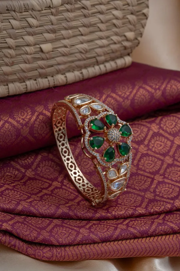 KAYRAH_Brass_Green_Material_Gold_Plated_Kundan_Stone_Studed-Bracelet_for_Women_|_Modern_Look_for_every_Girl,Women_|_Gifting_Accessories