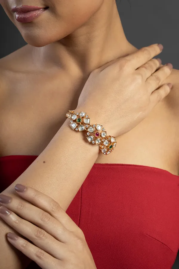 KAYRAH_Brass_Material_Gold_Plated_Kundan_Stone_Studed-Bracelet_for_Women_|_Modern_Look_for_every_Girl,Women_|_Gifting_Accessories