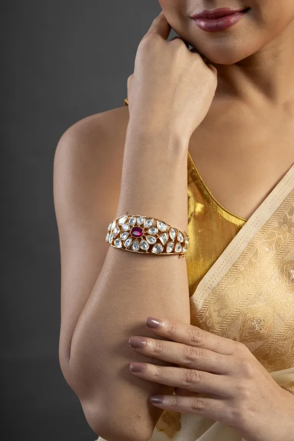 KAYRAH_Red_Brass_Material_Gold_Plated_Kundan_Stone_Studed-Bracelet_for_Women_|_Modern_Look_for_every_Girl,Women_|_Gifting_Accessories