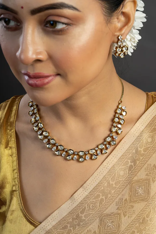 KAYRAH_Women_White_Brass_Material_Crafted_Kundan_Stone_Studed_Necklace_with_Earrings_|_Modern,_Esthetic_Jewellery_for_Women_and_Girls|_Gifting_Accessories