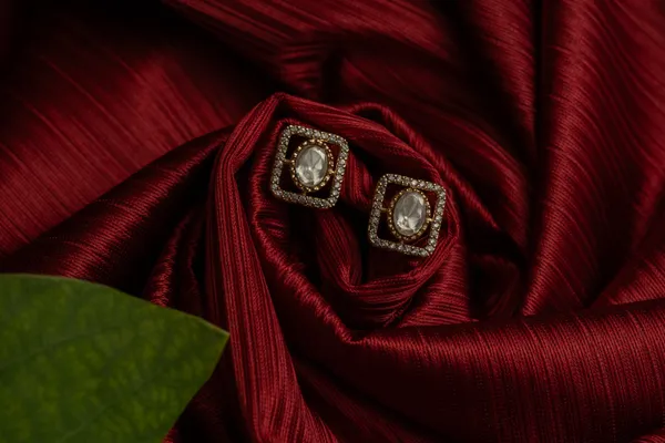 Kayrah_White_Women_Brass_Material_Handcrafted_kundan_Stone_Studed_Push-Back_Closer_Earrings|_for_Women_and_Girls,_Gift_for_Every_Women