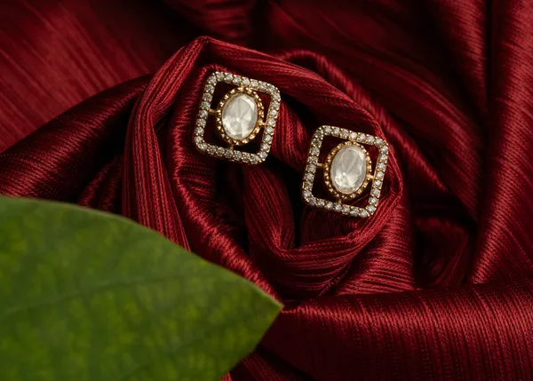 Kayrah_White_Women_Brass_Material_Handcrafted_kundan_Stone_Studed_Push-Back_Closer_Earrings|_for_Women_and_Girls,_Gift_for_Every_Women