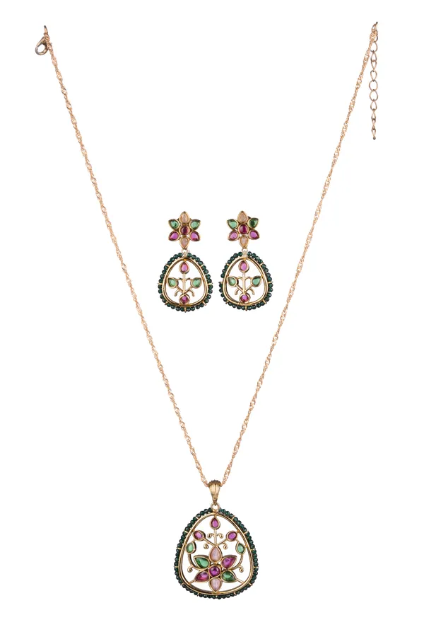 KAYRAH_Women_Multi_Brass_Material_Crafted_Onyx_Stone_Studed_Necklace_with_Earrings_|_Modern,_Esthetic_Jewellery_for_Women_and_Girls|_Gifting_Accessories