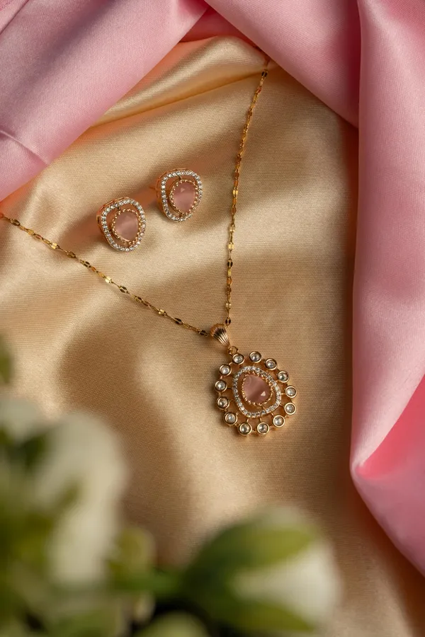 KAYRAH_Women_Pink_Brass_Material_Crafted_Kundan_Stone_Studed_Necklace_with_Earrings_|_Modern,_Esthetic_Jewellery_for_Women_and_Girls|_Gifting_Accessories
