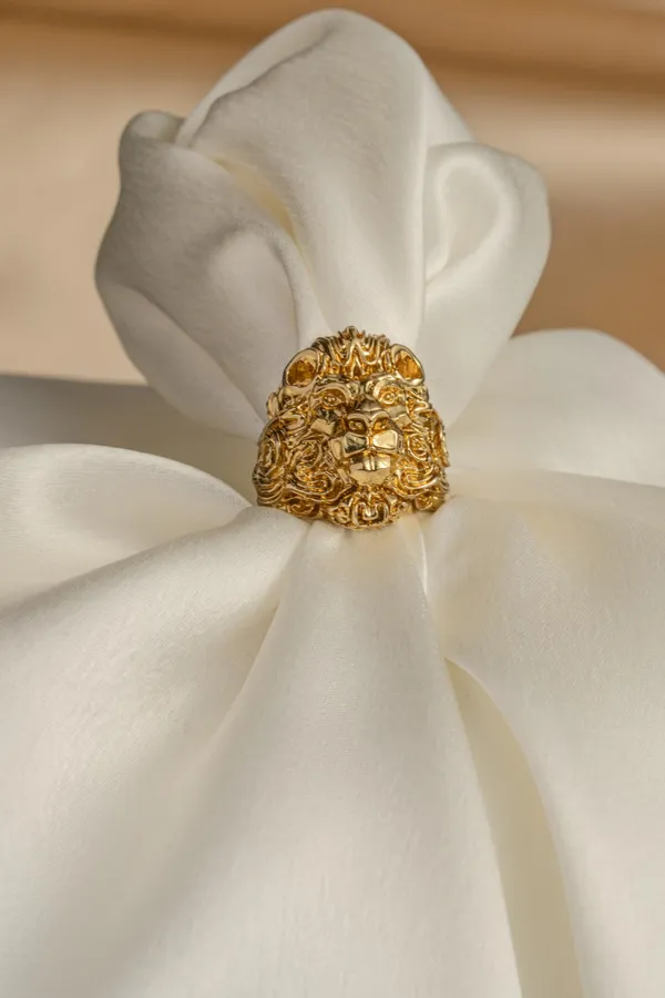 KAYRAH_Brass_Material_Topaz_Stone_Stud_Ring_for_Women_and_Girls_for_Every_Occassion_(Gold)