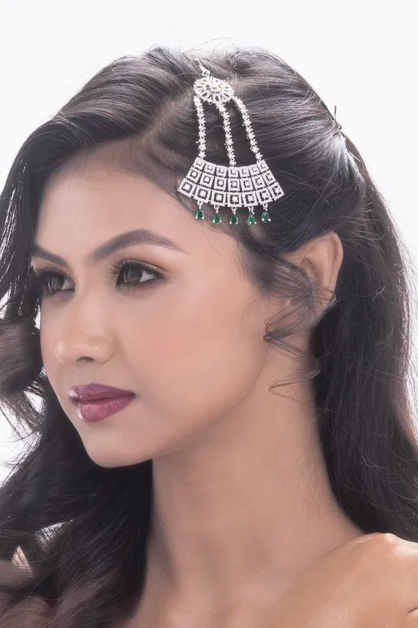 KAYRAH_Brass_Material_CZ_stone_Bridal_Pasa_for_Women_|_Traditional_Wedding_Pasa_Jewellery_|_Side_Pasa/Tika_|_Hair_Accessories_(Design_6)