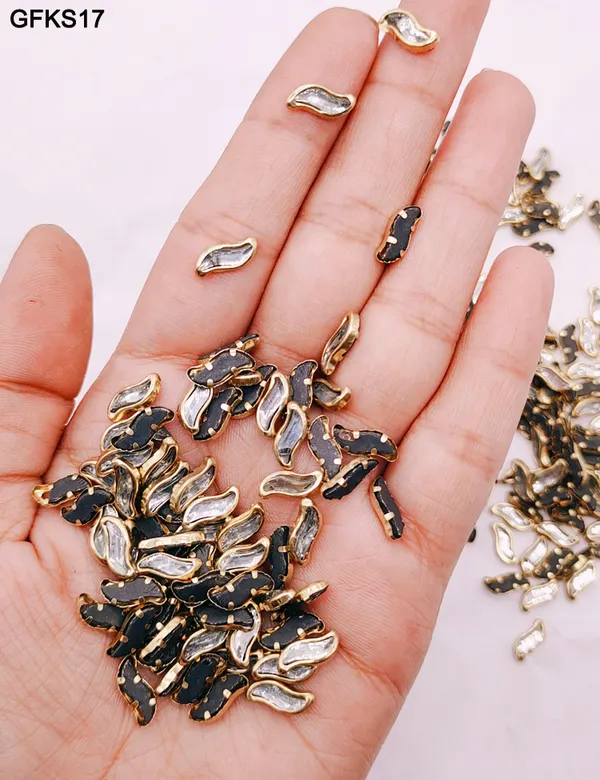 Gold_Alloy_Steel_Premium_Kundan_Stones_For_Jewellery_Making