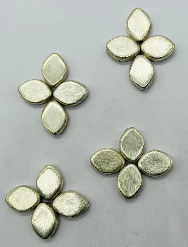 Silver_Acrylic_Metallic_Finish_Premium_Jewellery_Making_Beads_For_Jewellery_Making