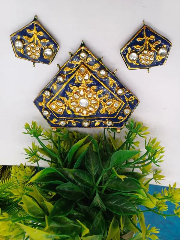 Blue_Alloy_And_Kundan_Stone_Premium_Kundan_Pendant_For_Jewellery_Making