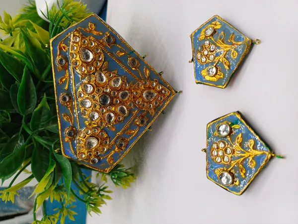 Grey_Alloy_And_Kundan_Stone_Premium_Kundan_Pendant_For_Jewellery_Making