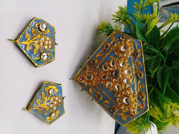 Grey_Alloy_And_Kundan_Stone_Premium_Kundan_Pendant_For_Jewellery_Making