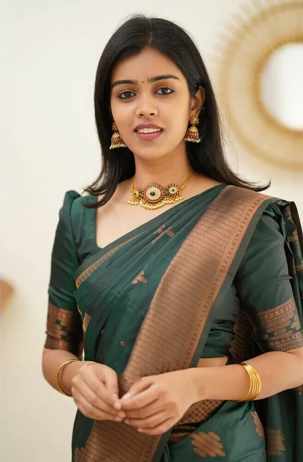 Green_Printed_Pure_Kanjivaram_Regular_Saree_For_Women