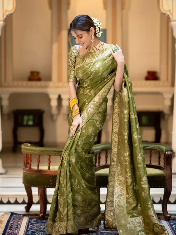 Green_Printed_Pure_Kanjivaram_Regular_Saree_For_Women