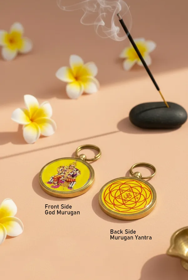 Murugan_Pendant_With_Karungali_Mala_–_Double-Sided_Murugan_&_Murugan_Yantra_Locket