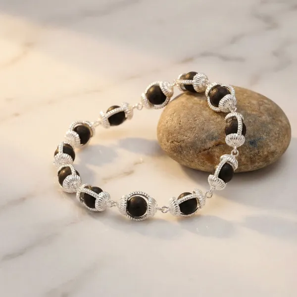 Ringry_Karungali_Malai_Bracelet_With_10_Beads_Black_Ebony_Wood_With_Silver_Cap_For_Men_&_Women