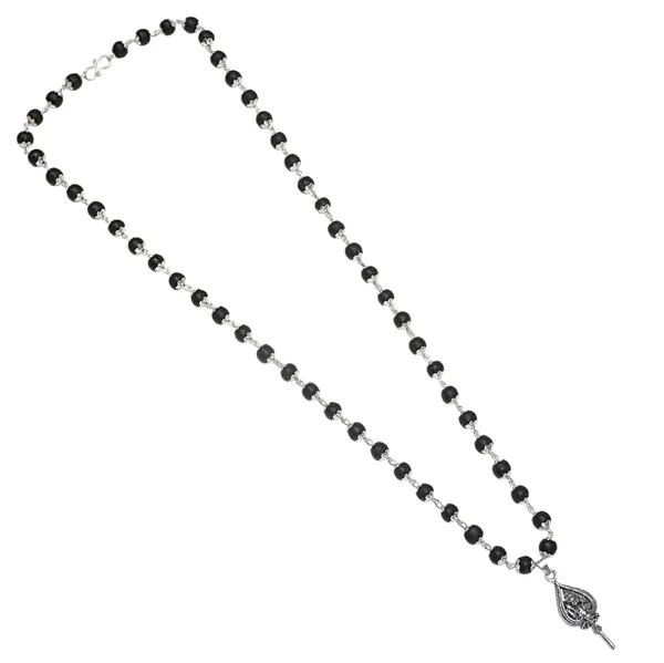 Silver_Capped_Karungali_Mala_With_Intricate_Murugan_Vel_Pendant
