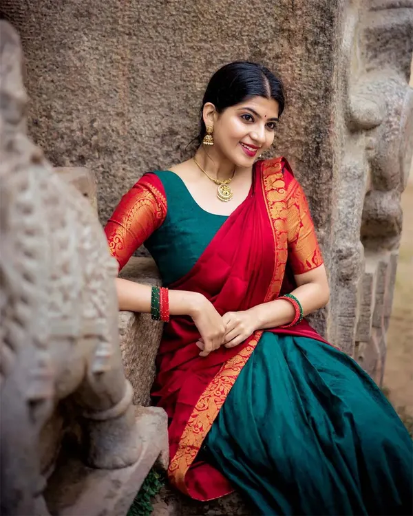 Green_And_Red_Kanchipuram_Zari_Weaving_Half_Saree_With_Blouse___Silk_Dupatta