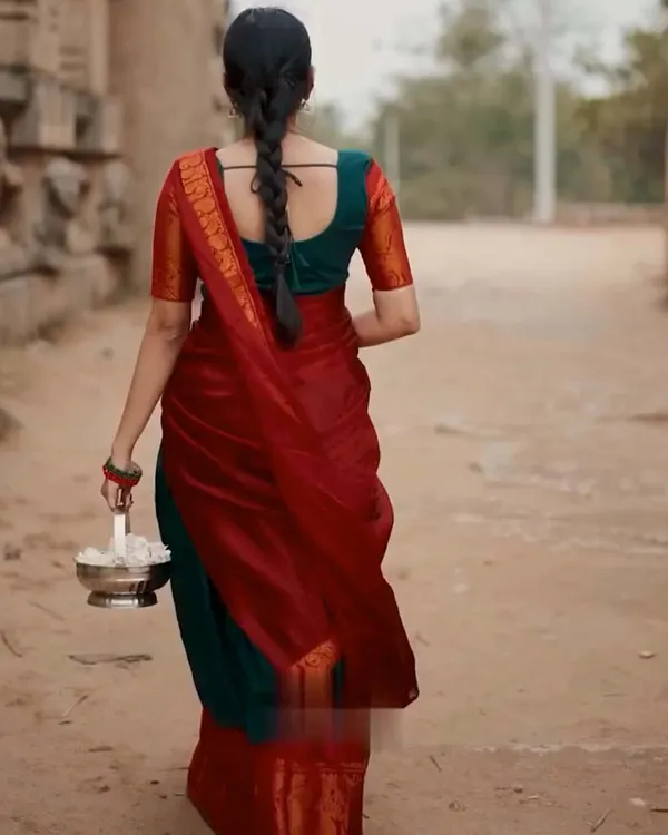 Green_And_Red_Kanchipuram_Zari_Weaving_Half_Saree_With_Blouse___Silk_Dupatta