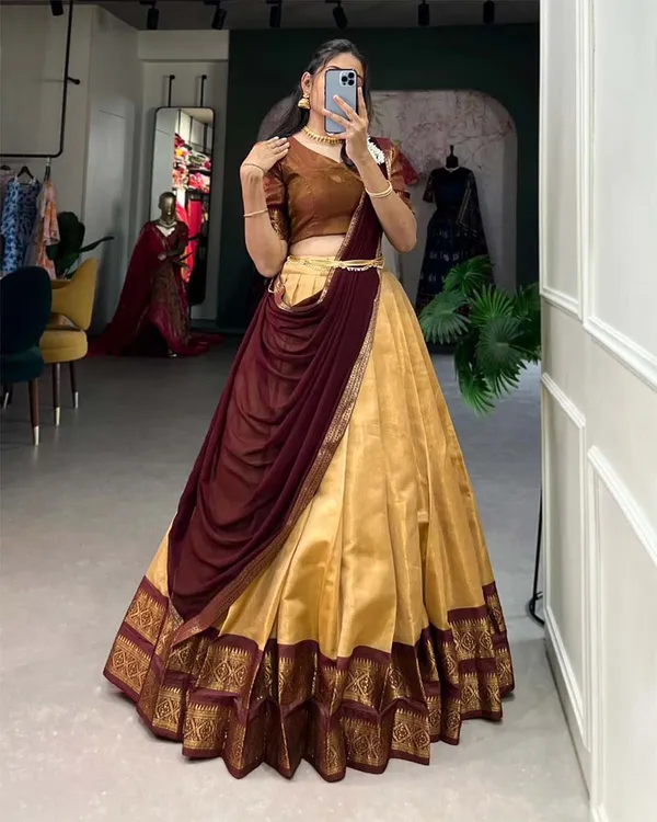 Cream_And_Brown_Kanchipuram_Zari_Weaving_Half_Saree_With_Blouse___Silk_Dupatta