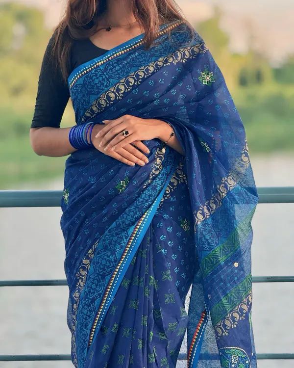 Samudra_Jyoti_-_Graceful_Navy_Linen_Saree_with_Small_Detailing_&_Border_with_Blouse_Piece