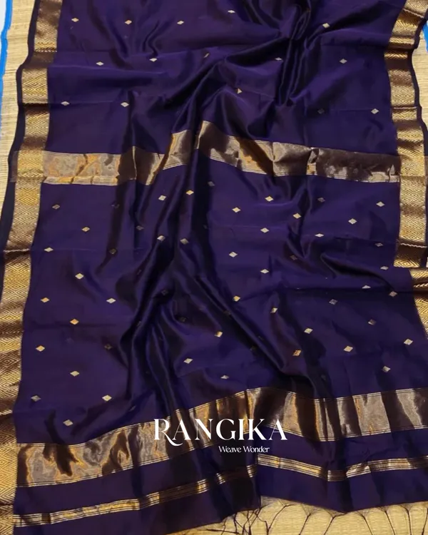 Purple_Color_Premium_Cotton_Silk_Saree_With_Classy_Blouse_and_tassels